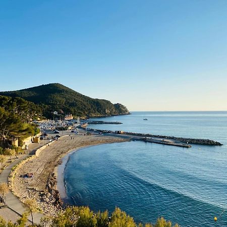 Studio Cosy En Bord De Mer Saint-Cyr-sur-Mer Exterior foto